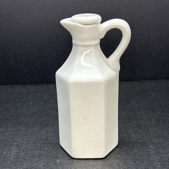 Vintage Link Charter Int'l LTD Cruet Jug with Handle & Stopper Ceramic White - Picture 1 of 7